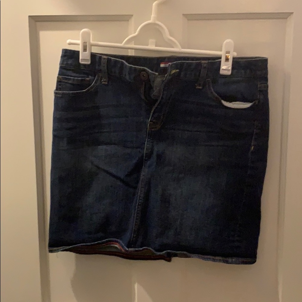 Tommy Hilfiger mini skirt